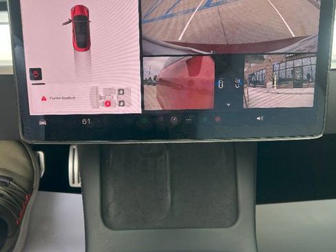 Used 2021 Tesla Model 3 Performance image 20