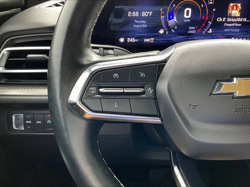 Used 2024 Chevrolet Traverse LT AWD/4WD image 15