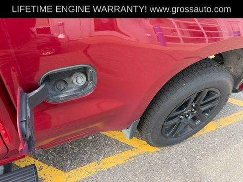 Used 2023 Chevrolet Silverado 1500 RST AWD/4WD image 12