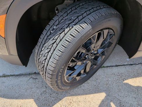 New 2026 Chevrolet Traverse LT w/ Midnight/Sport Edition FWD image 43