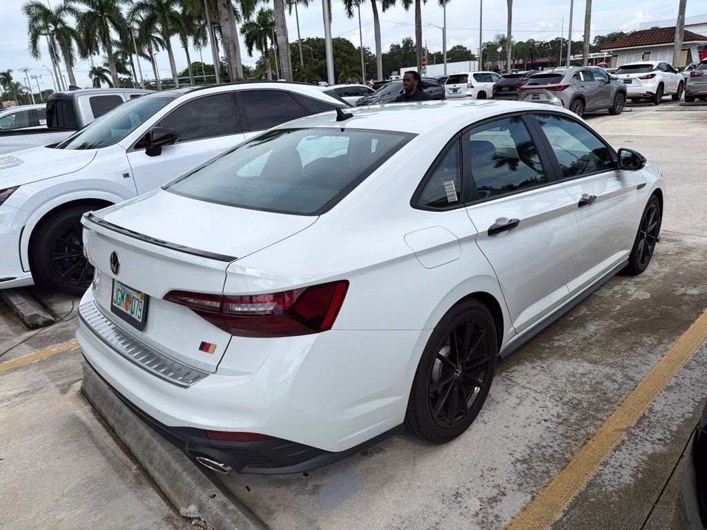 Used 2024 Volkswagen Jetta GLI 40th Anniversary Edition FWD image 6