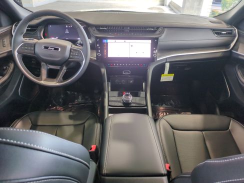 New 2026 Jeep Grand Cherokee Limited image 16