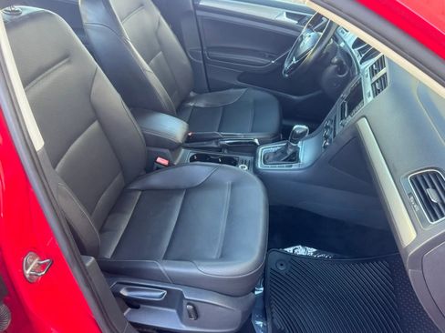Used 2015 Volkswagen Golf TDI S FWD image 15