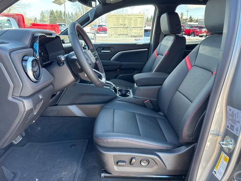 New 2026 Chevrolet Colorado Z71 w/ Technology Package AWD/4WD image 17