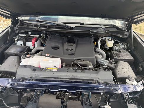 Used 2024 Toyota Tundra Limited image 30