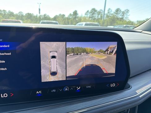 New 2026 Chevrolet Suburban LS image 29