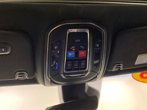 Used 2025 Jeep Wagoneer Series II w/ Premium Group I AWD/4WD image 18