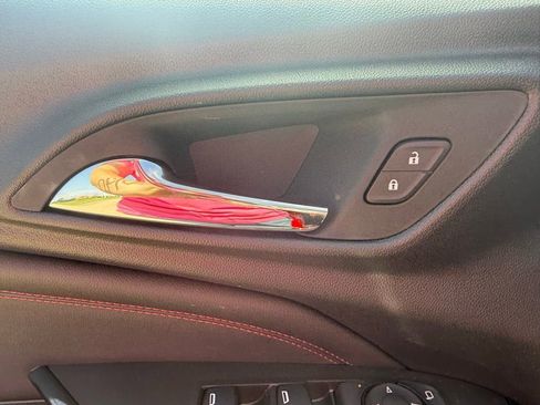 New 2026 Chevrolet Trax RS w/ Sunroof Package image 25