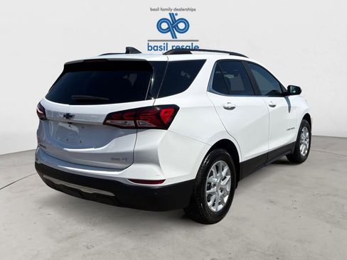 Used 2023 Chevrolet Equinox LT AWD/4WD image 6