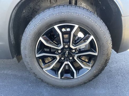 Used 2025 Chevrolet TrailBlazer ACTIV w/ Convenience Package FWD image 31