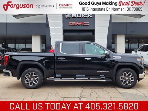 New 2026 GMC Sierra 1500 SLT w/ SLT Premium Plus Package AWD/4WD image 3