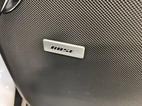 Certified 2025 Chevrolet Suburban High Country image 29