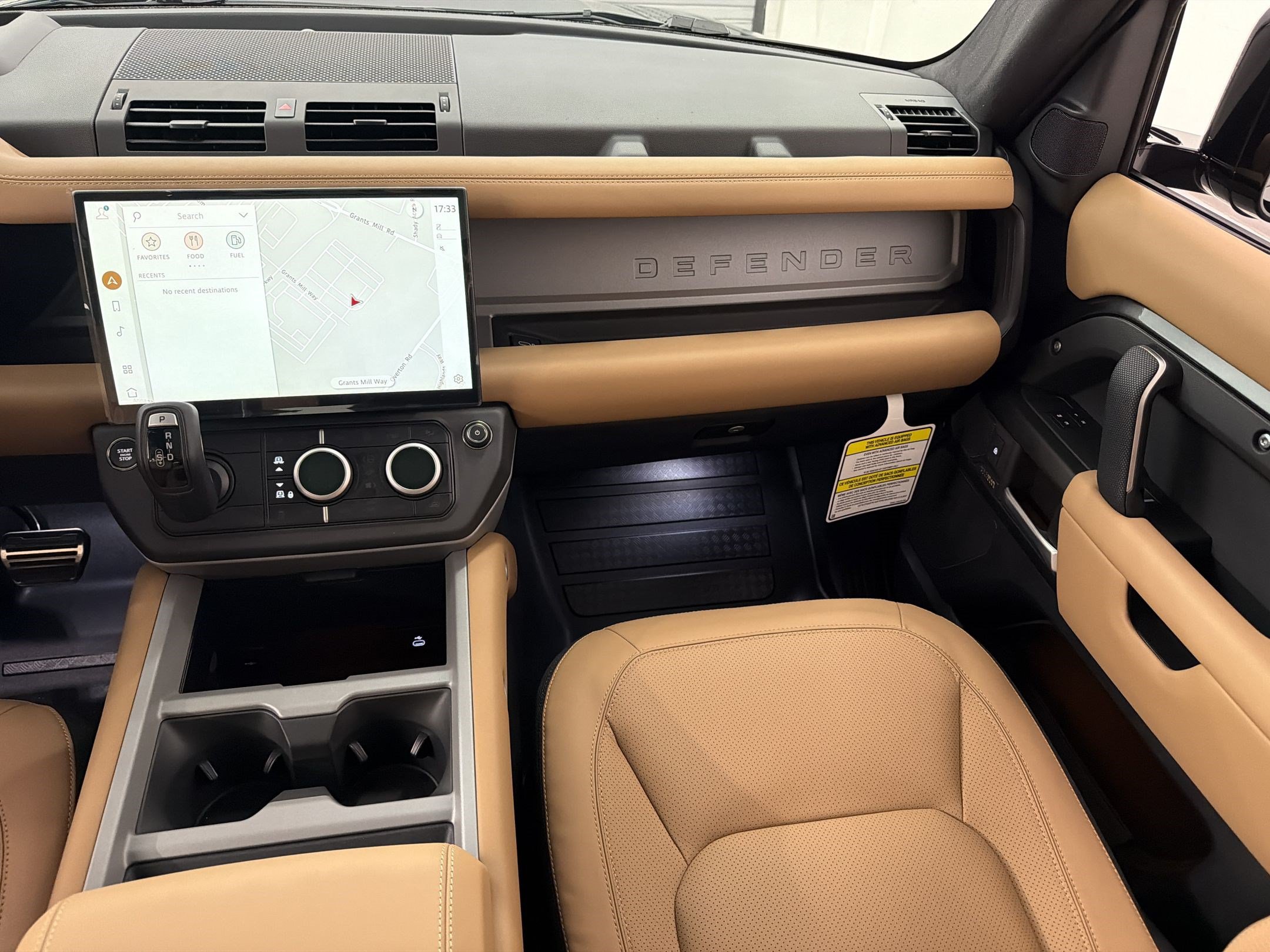 New 2026 Land Rover Defender 110 V8 AWD/4WD image 33