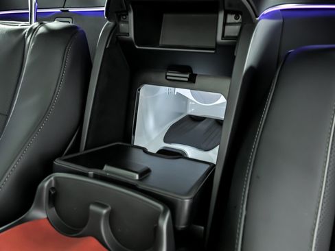 Used 2023 Mercedes-Benz Maybach GLS 600 4MATIC image 28