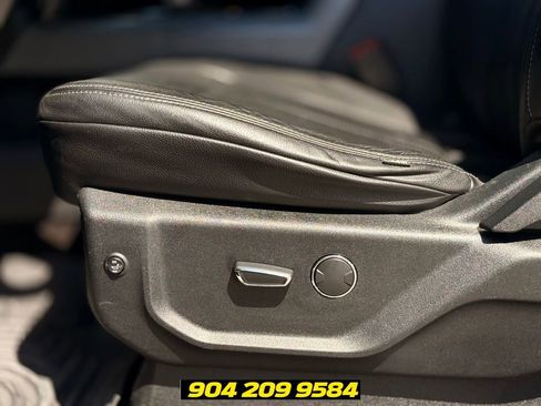 Used 2018 Ford F150 XLT w/ Equipment Group 301A Mid AWD/4WD image 13