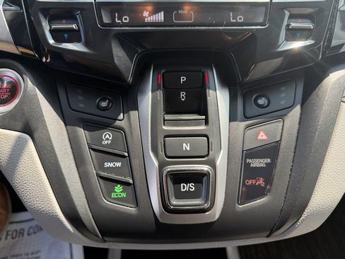 Used 2023 Honda Odyssey EX image 13