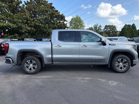 Used 2025 GMC Sierra 1500 SLT AWD/4WD image 10