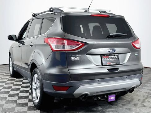 Used 2016 Ford Escape SE w/ Equipment Group 201A AWD/4WD image 5