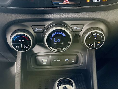 New 2026 Hyundai Venue SEL FWD image 13