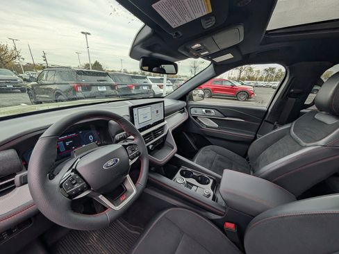 New 2026 Ford Explorer ST w/ Sun And Sound Package image 13