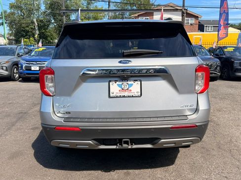 Used 2023 Ford Explorer XLT w/ Equipment Group 202A AWD/4WD image 6