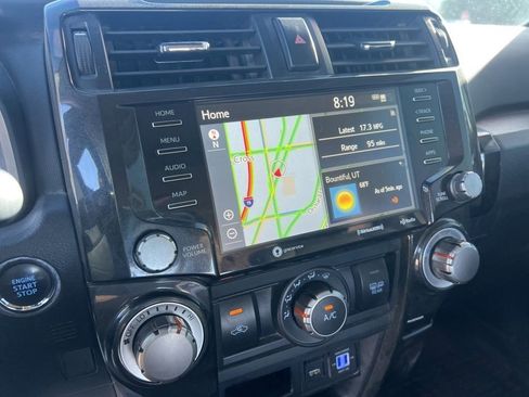 Used 2022 Toyota 4Runner TRD Off-Road Premium w/ Moonroof Package AWD/4WD image 18
