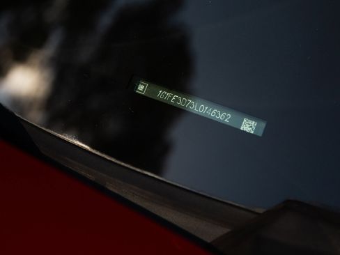 Used 2020 Chevrolet Camaro LT w/ Technology Package RWD image 51