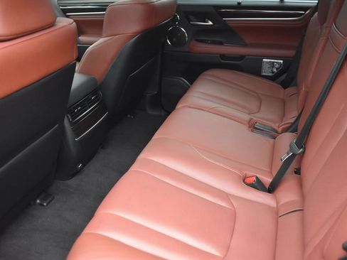 Used 2021 Lexus LX 570 4WD w/ Sport Package image 22