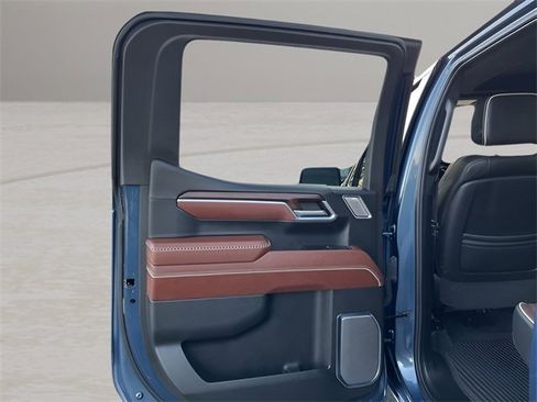 Certified 2024 GMC Sierra 1500 Denali Ultimate image 31