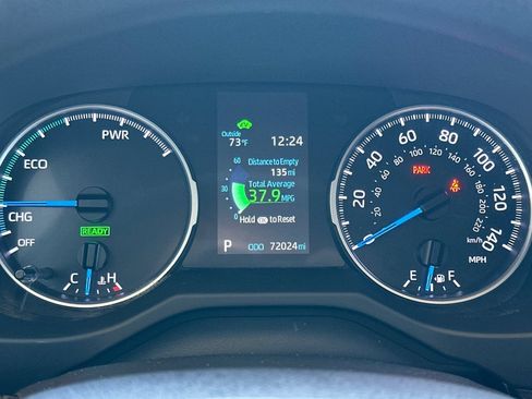 Certified 2022 Toyota RAV4 LE AWD/4WD image 29