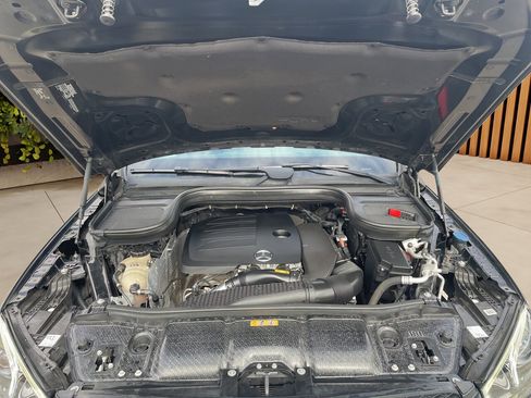 Used 2021 Mercedes-Benz GLE 350 4MATIC image 29