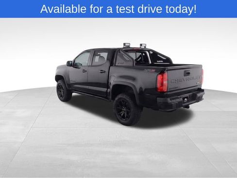 Used 2022 Chevrolet Colorado ZR2 w/ ZR2 Midnight Special Edition AWD/4WD image 3