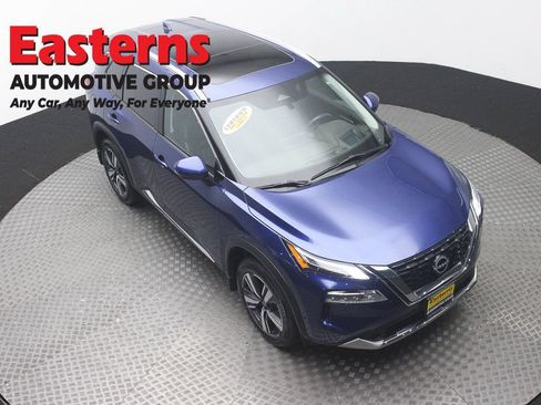 Used 2023 Nissan Rogue Platinum w/ Platinum Premium Package AWD/4WD image 3