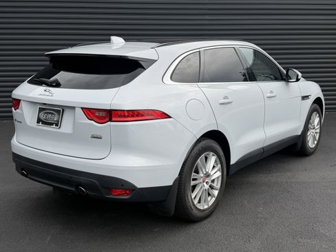 Used 2019 Jaguar F-PACE Prestige AWD/4WD image 9
