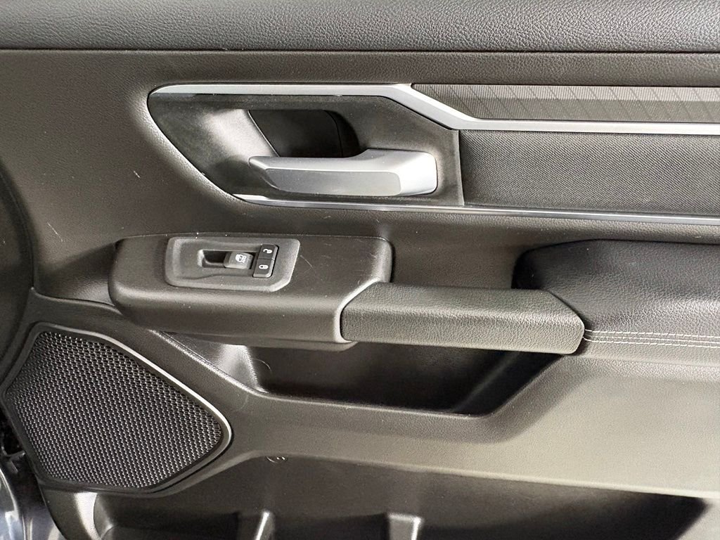Used 2025 RAM 1500 Big Horn AWD/4WD image 12