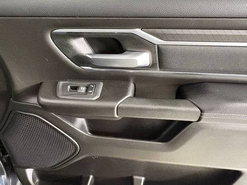 Used 2025 RAM 1500 Big Horn AWD/4WD image 12