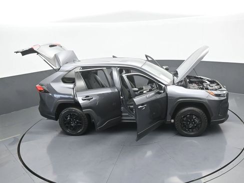 Used 2023 Toyota RAV4 LE image 65