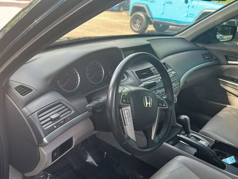 Used 2010 Honda Accord EX-L image 14