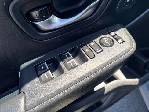 Certified 2025 Honda Pilot TrailSport image 10