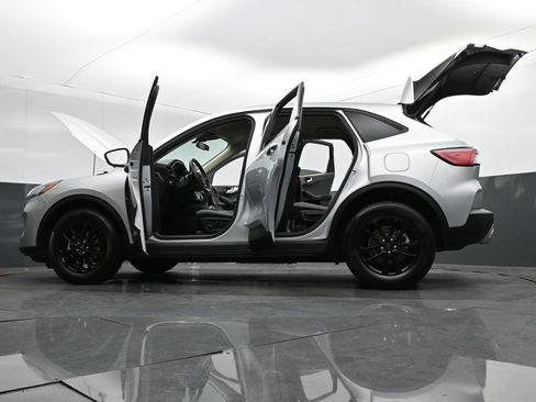 Used 2020 Ford Escape SE Sport AWD/4WD image 33