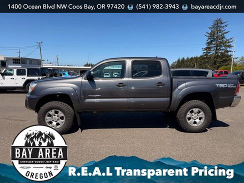 Used 2015 Toyota Tacoma 4x4 Double Cab w/ TRD Off-Road Package image 8