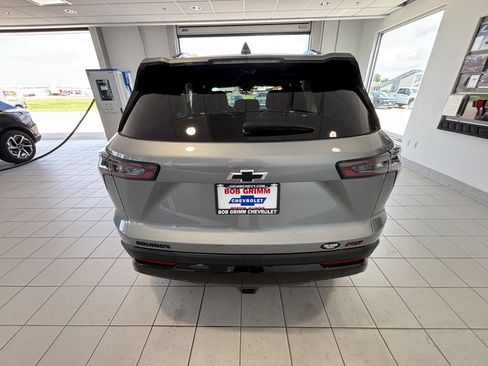 Used 2025 Chevrolet Equinox RS w/ Safety and Technology Package FWD image 4