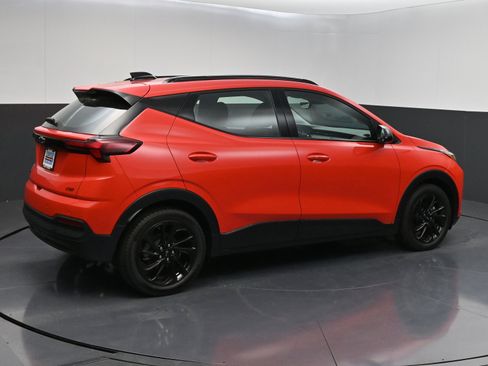 New 2027 Chevrolet Bolt RS w/ Technology Package FWD image 7