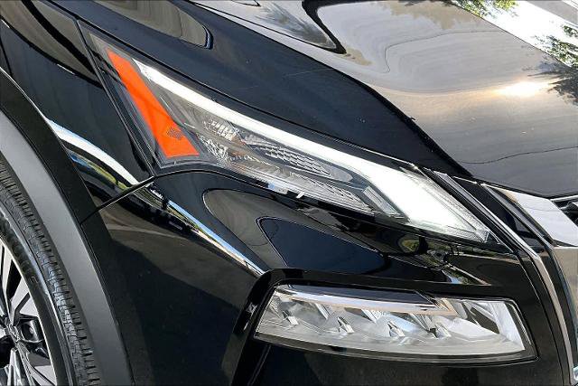 Certified 2023 Nissan Rogue SV FWD image 27