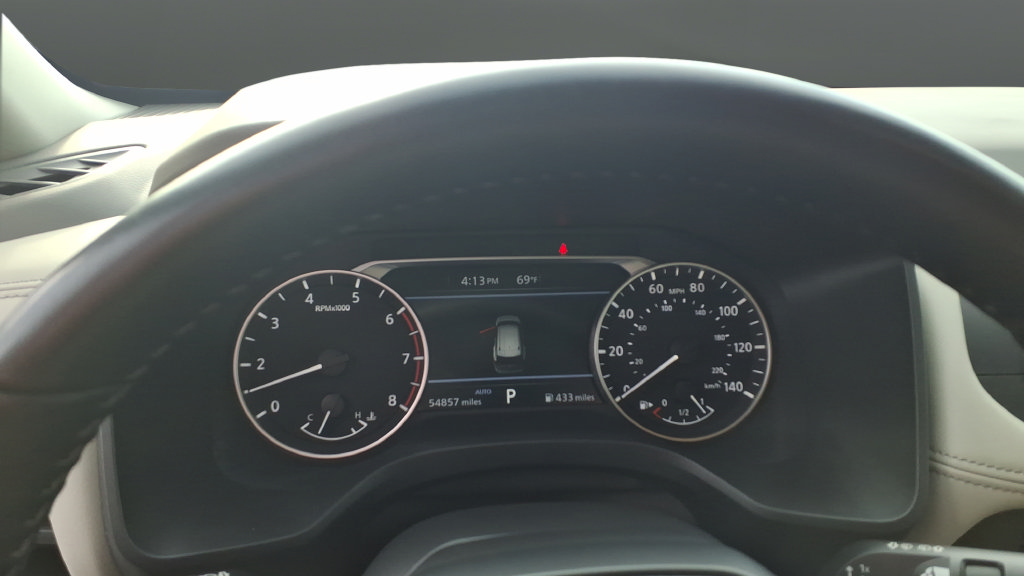 Used 2025 Nissan Rogue SV AWD/4WD image 10