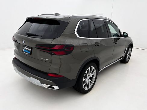 Used 2026 BMW X5 xDrive40i w/ Climate Comfort Package AWD/4WD image 5