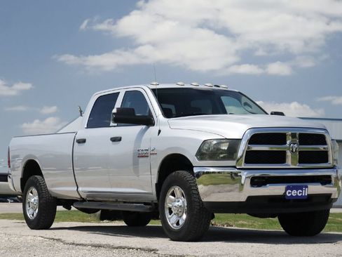 Used 2017 RAM 3500 Tradesman w/ Chrome Appearance Group AWD/4WD image 26