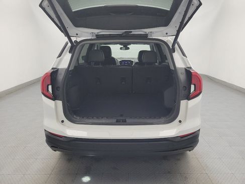 Used 2023 GMC Terrain SLT w/ Elevation Edition image 29