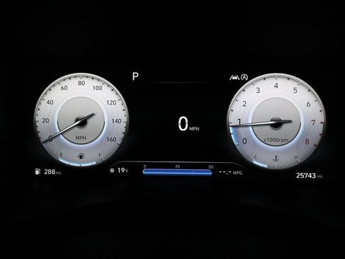 Certified 2023 Hyundai Santa Fe SEL w/ Premium Package image 34