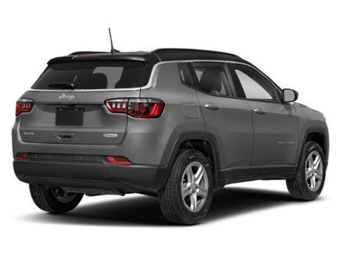 Certified 2023 Jeep Compass Altitude image 3